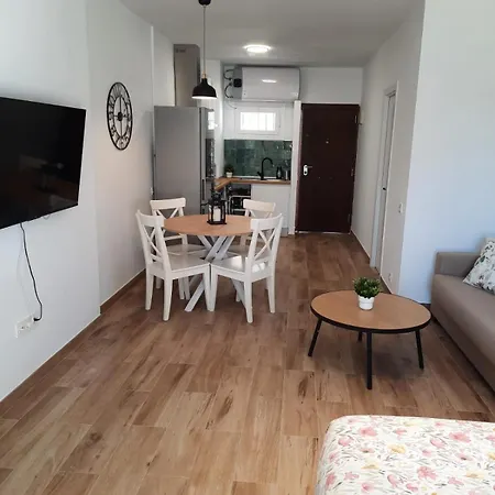 Increible Apto De Urbanizacion Privada En Апартаменти *